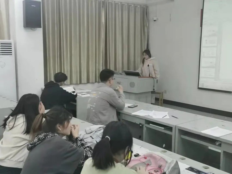 点击《40》查看详情